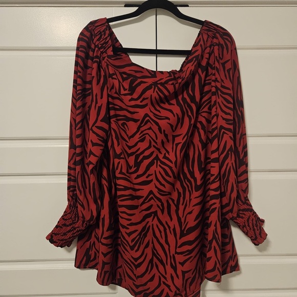 Michel Studio Red Zebra Print Blouse size 18 - Picture 3 of 3